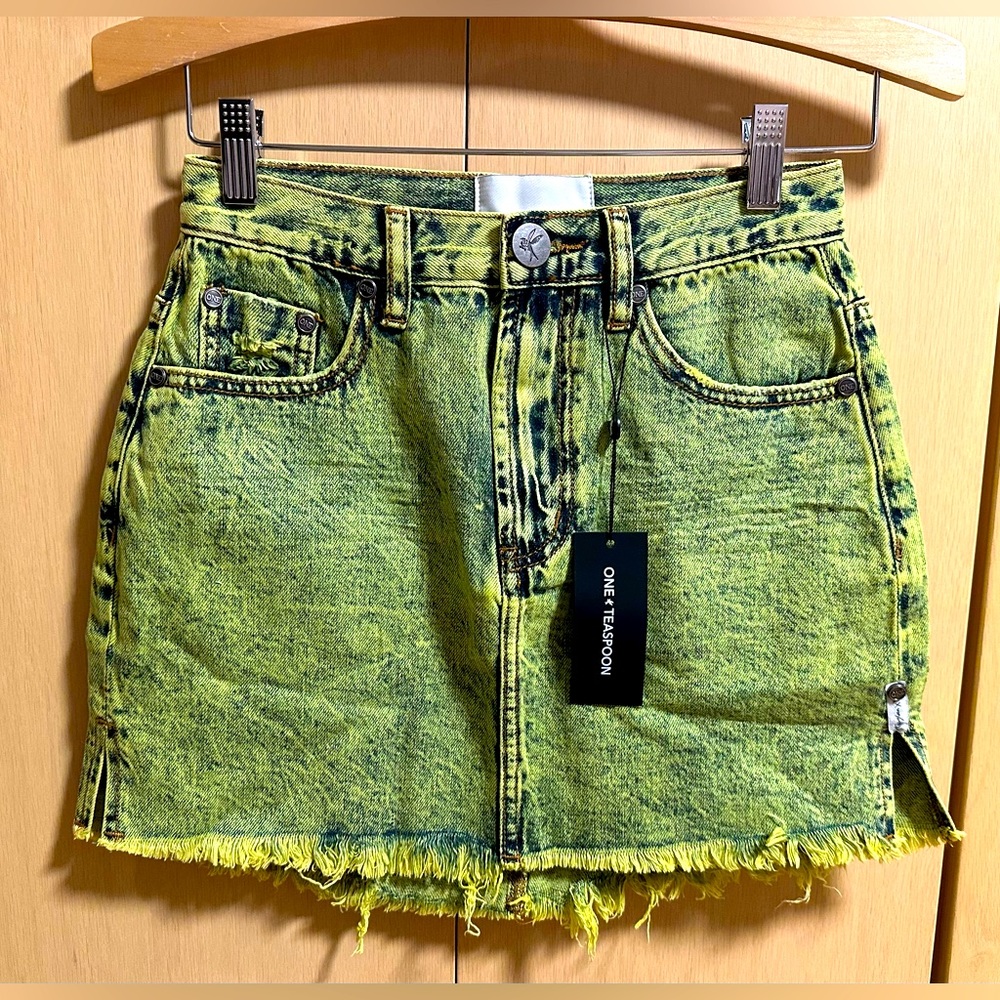 One Teaspoon Mini HW Frayed Hem Denim Skirt - NWT